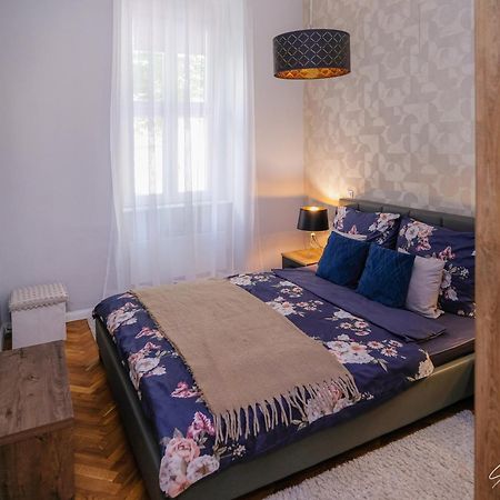 Saint Moor Suite #1 Πετς Εξωτερικό φωτογραφία
